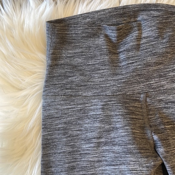 Lululemon align leggings - Picture 2 of 4